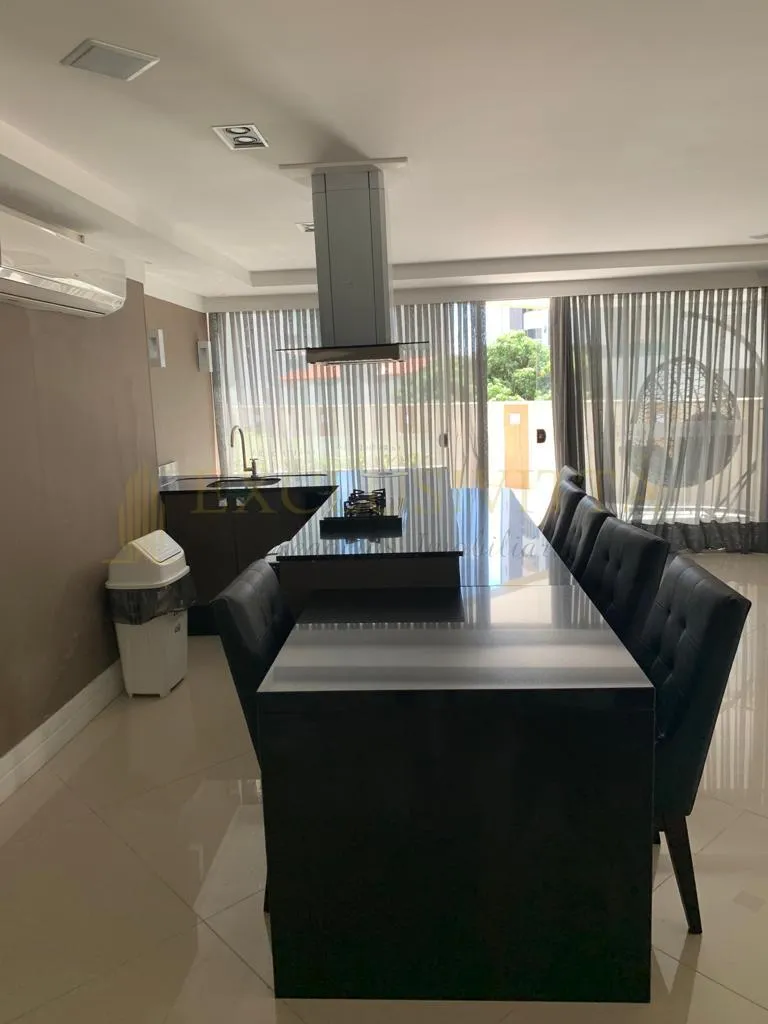 APARTAMENTO QUADRA MARA E VISTA MAR