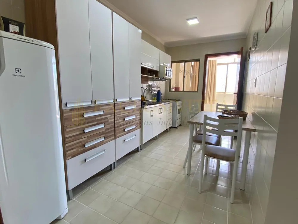 APARTAMENTO QUADRA MARA E VISTA MAR