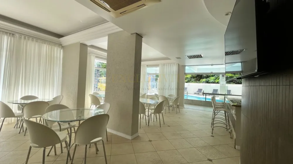 Apartamento 2 quartos para Venda no bairro Centro em Balneário Camboriú