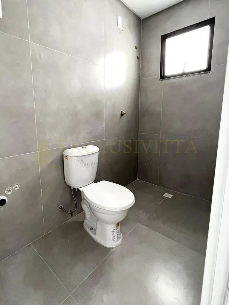 lindo sobrado região central de Balneário Camboriu