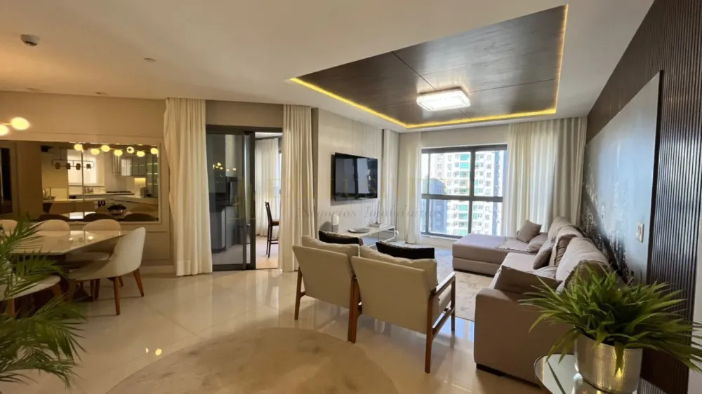 Apartamento ALTO PADRÃO 4 suítes - Locação Anual no Centro em Balneário Camboriú
