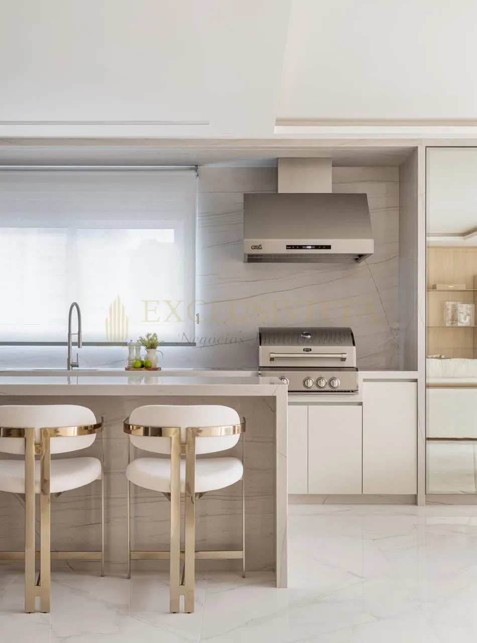 Apartamento 4 suítes para Venda no bairro Pioneiros em Balneário Camboriú