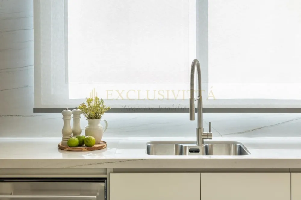 Apartamento 4 suítes para Venda no bairro Pioneiros em Balneário Camboriú