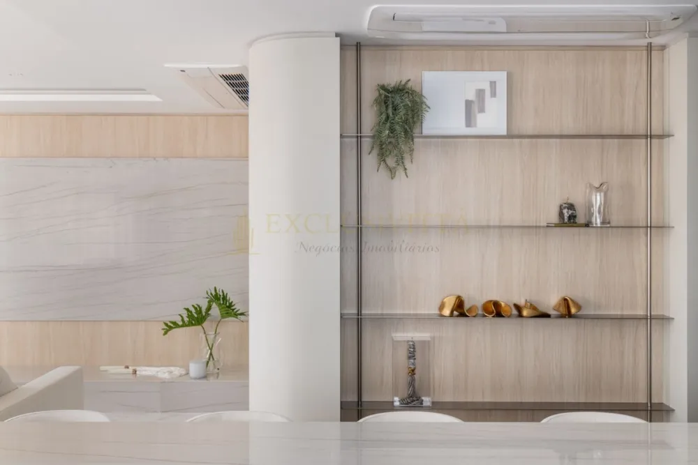 Apartamento 4 suítes para Venda no bairro Pioneiros em Balneário Camboriú