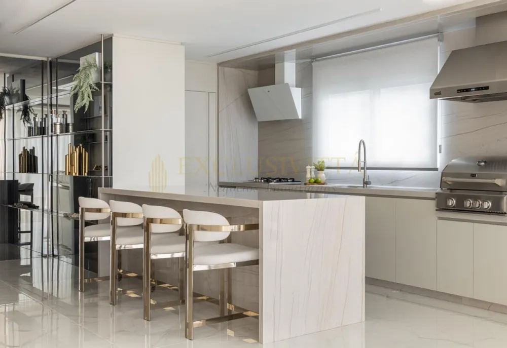Apartamento 4 suítes para Venda no bairro Pioneiros em Balneário Camboriú