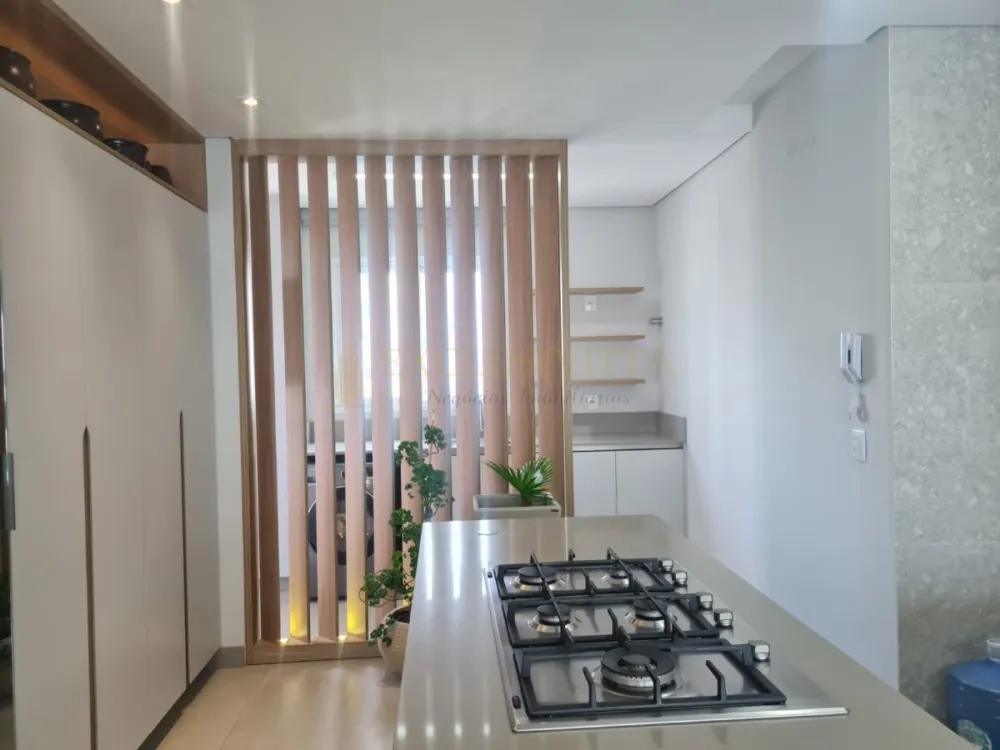 Apartamento 3 suítes para Venda no bairro Centro em Balneário Camboriú