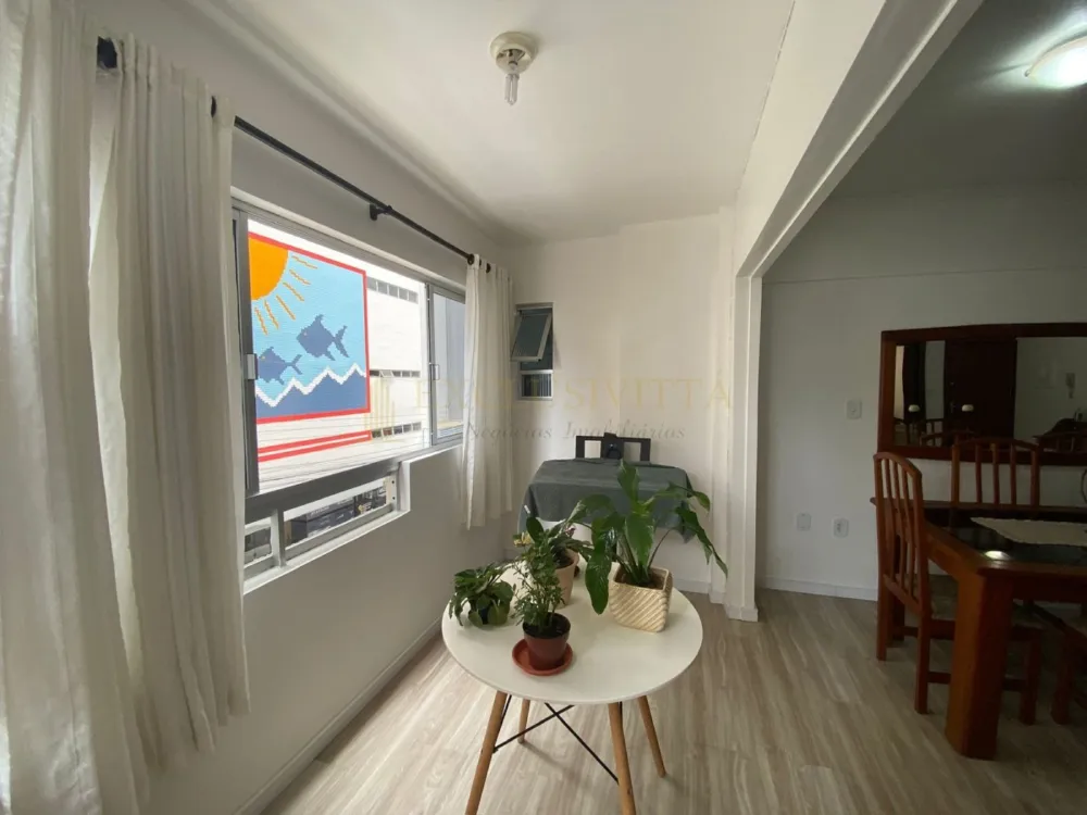 Apartamento na área Central de Balneário Camboriú