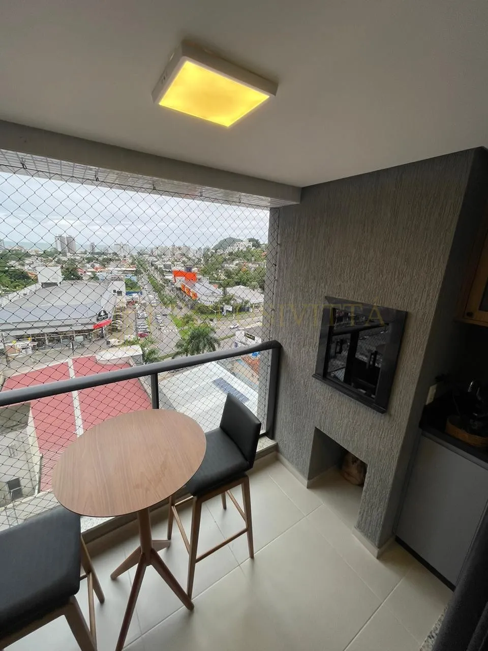 Apartamento à venda na Praia Brava, com excelente infraestrutura de lazer!