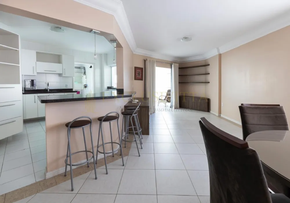 Apartamento 2 suítes para VENDA no bairro Centro em Balneário Camboriú!