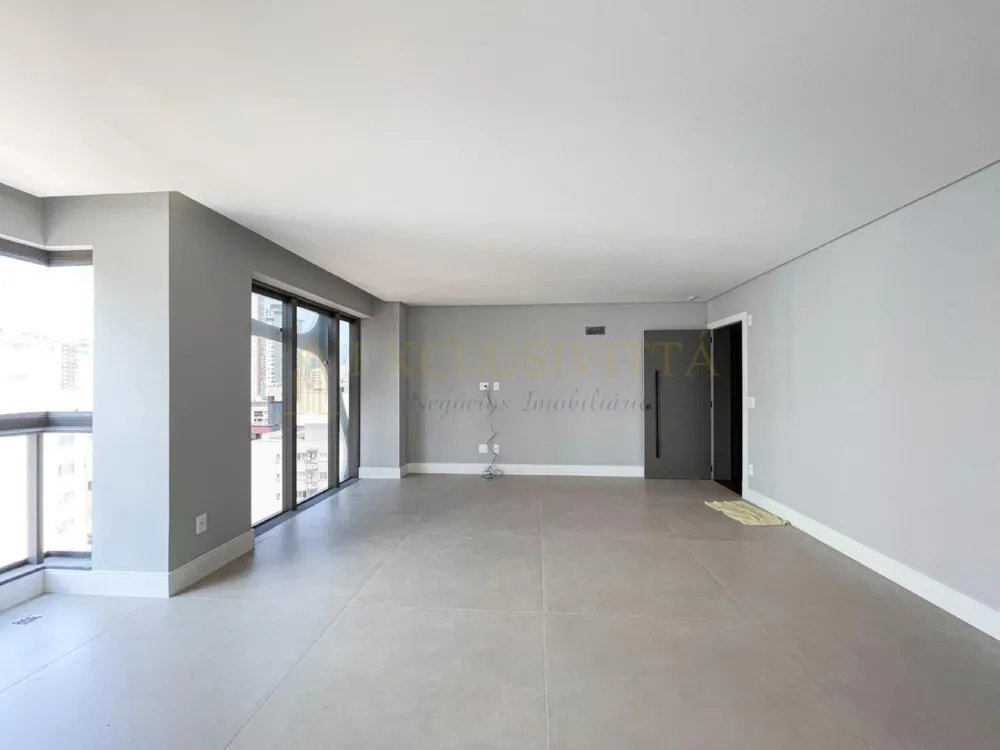 Apartamento 4 suítes para Venda no bairro Centro em Balneário Camboriú