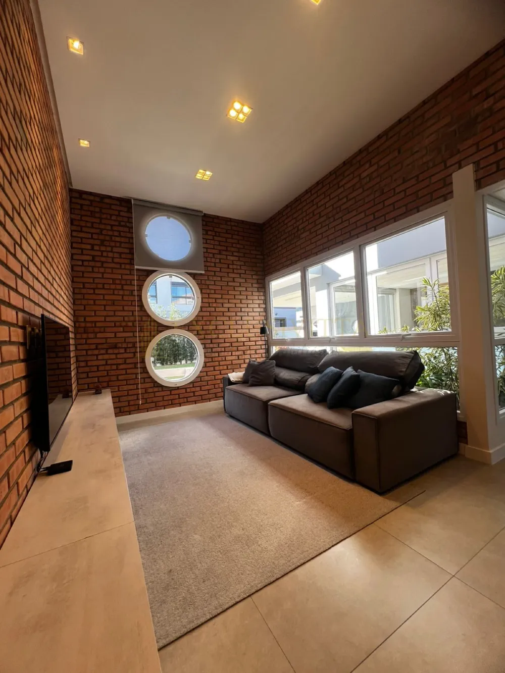 Linda Casa no  Condomínio Calêdonia