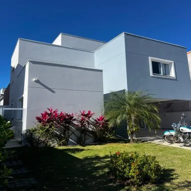 Linda Casa no  Condomínio Calêdonia