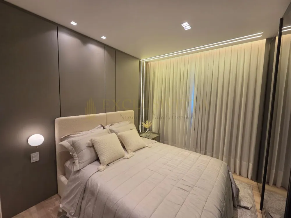 Apartamento 4 quartos para Venda no bairro Centro em Balneário Camboriú