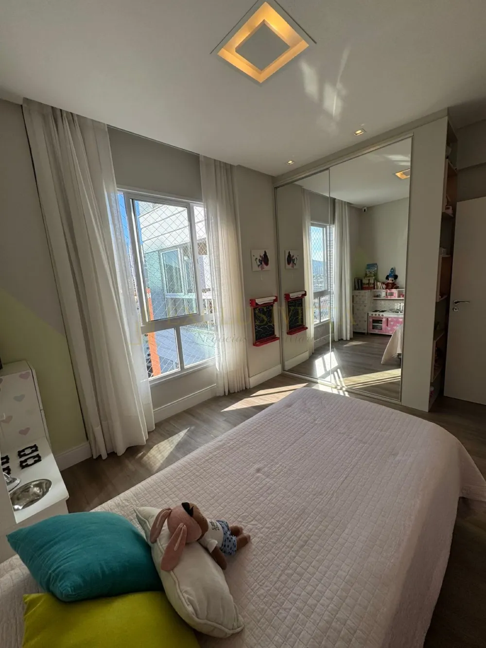 Apartamento 4 suítes para Venda no bairro Pioneiros em Balneário Camboriú
