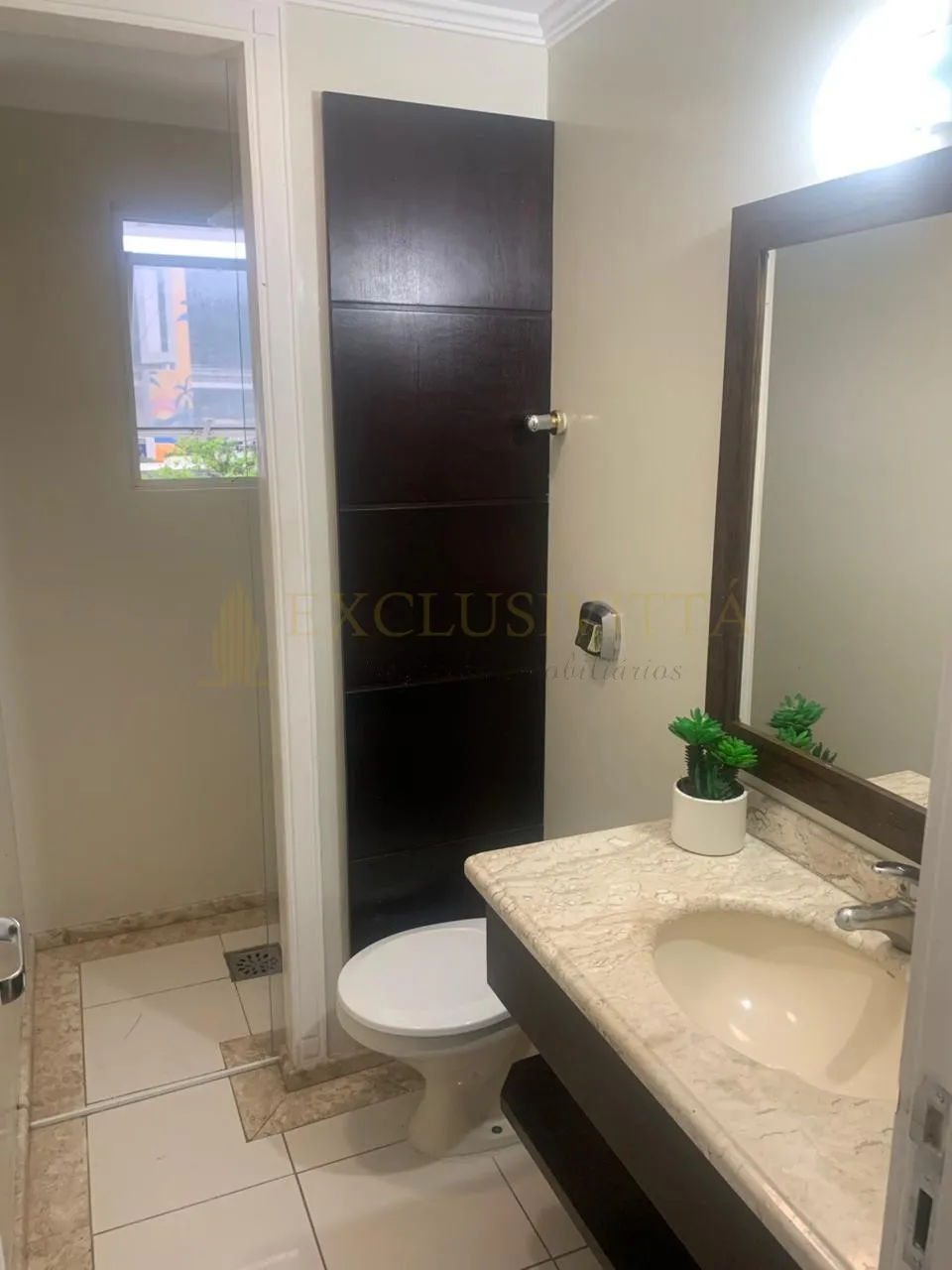 Apartamento 2 quartos para Locação Anual no bairro Centro em Balneário Camboriú