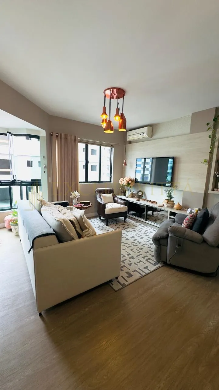 OPORTUNIDADE, APARTAMENTO PRÓXIMO AO PASSEIO SAN MIGUEL COM CHURRASQUEIRA À CARVÃO.