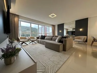 Apartamento 4 suítes ALTO PADRÃO para Locação Anual no bairro Pioneiros em Balneário Camboriú