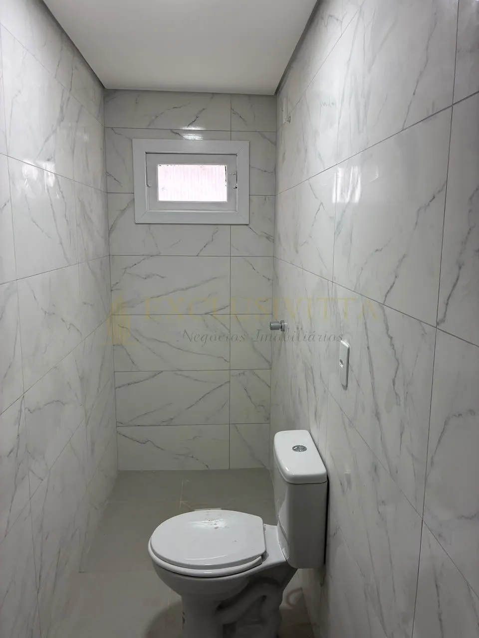 CASA COMERCIAL PARA LOCAÇÃO ANUAL