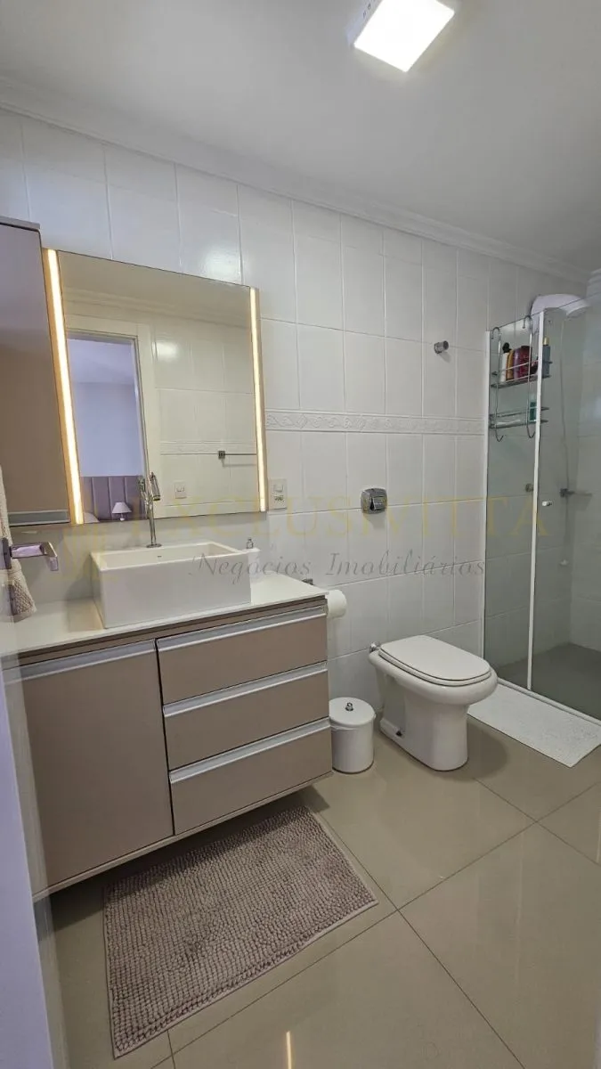 Apartamento reformado no centro de Balneário Camboriú!