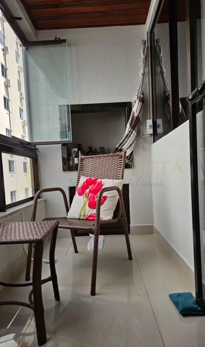 Apartamento reformado no centro de Balneário Camboriú!