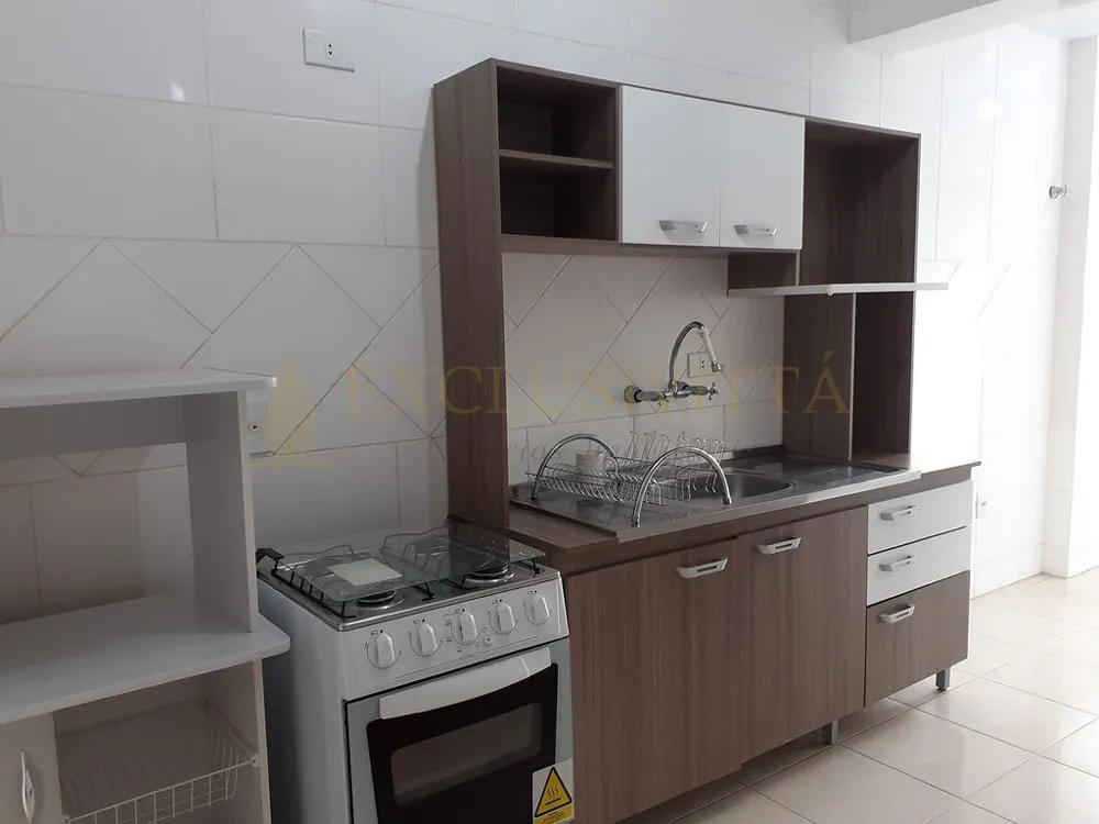 Apartamento 2 quartos para Locação Anual no bairro Centro em Balneário Camboriú