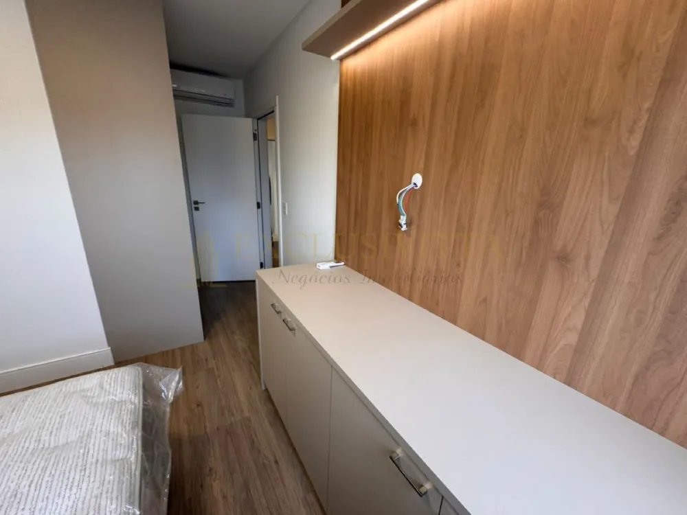 Apartamento 3 quartos para Locação Anual no bairro Meia Praia em Itapema