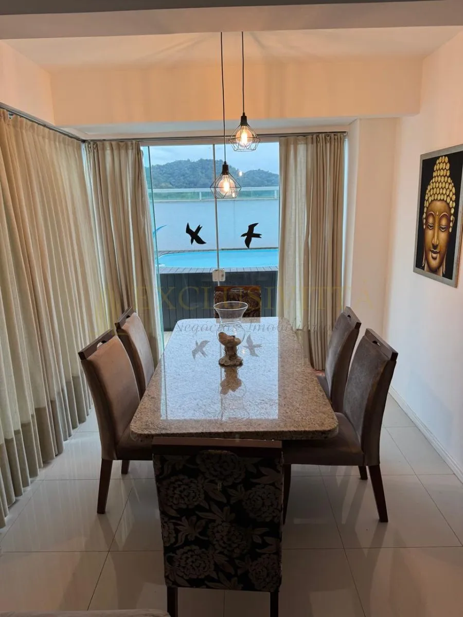 Apartamento 2 suítes para Venda no bairro Centro em Balneário Camboriú
