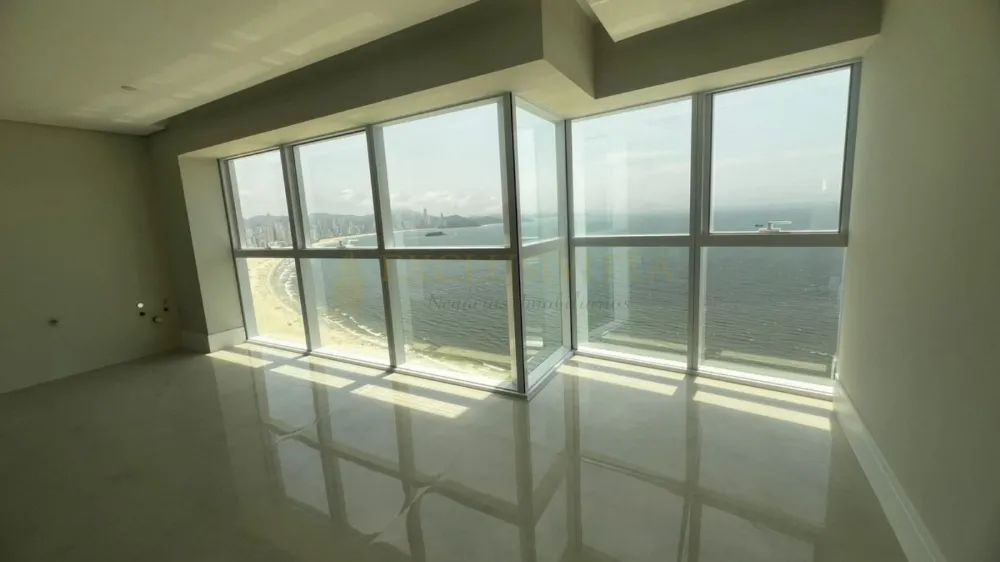 FRENTE MAR com uma vista deslumbrante!