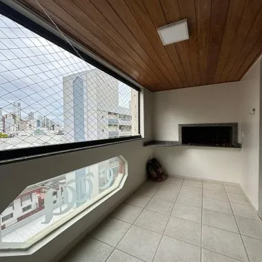 Apartamento 2 quartos para Venda no bairro Centro em Balneário Camboriú