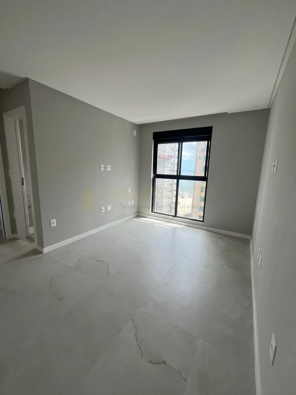 Apartamento 3 suítes para Venda no bairro Centro em Balneário Camboriú
