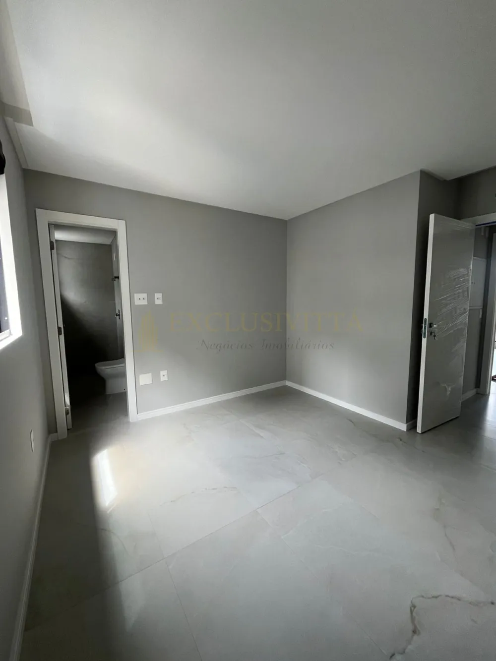 Apartamento 3 suítes para Venda no bairro Centro em Balneário Camboriú