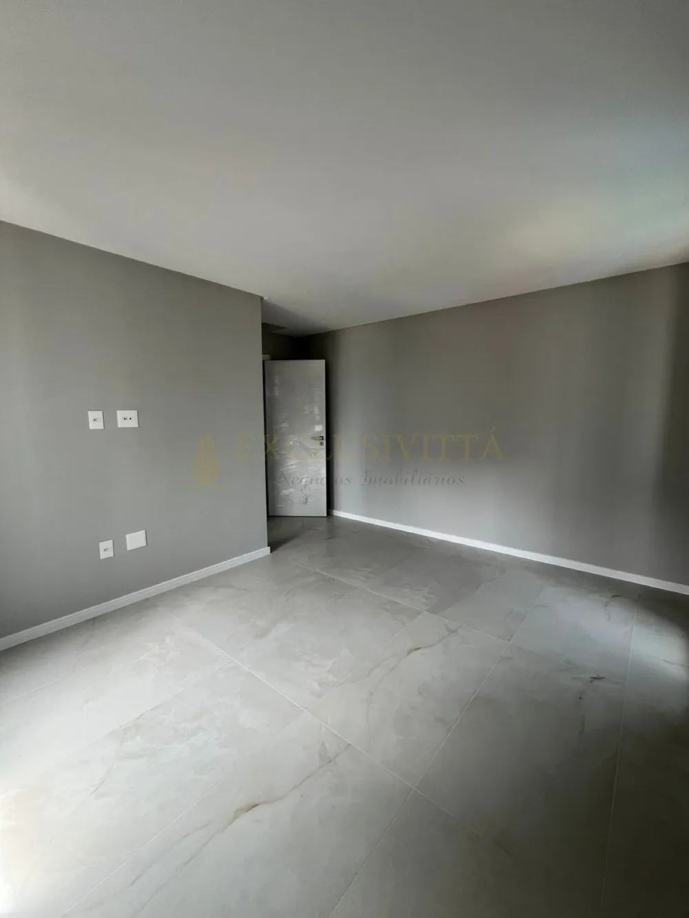 Apartamento 3 suítes para Venda no bairro Centro em Balneário Camboriú