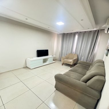 Apartamento 2 quartos para Locação Anual no bairro Centro em Balneário Camboriú