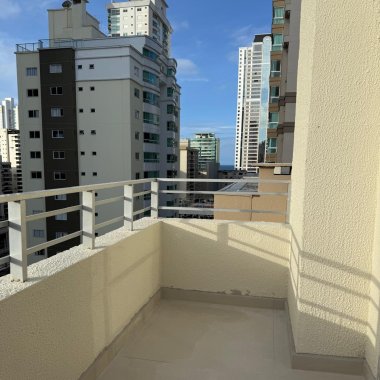 Apartamento 2 suítes para Venda no bairro Centro em Balneário Camboriú