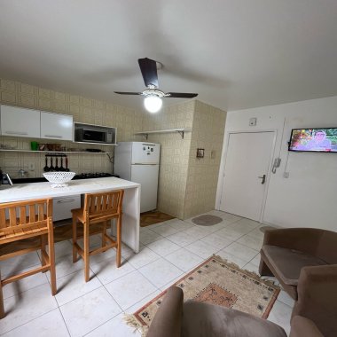 Apartamento 1 quarto para Locação no bairro Centro em Balneário Camboriú