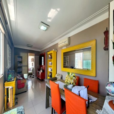 Apartamento Mobiliado à Venda no Centro de Balneário Camboriú