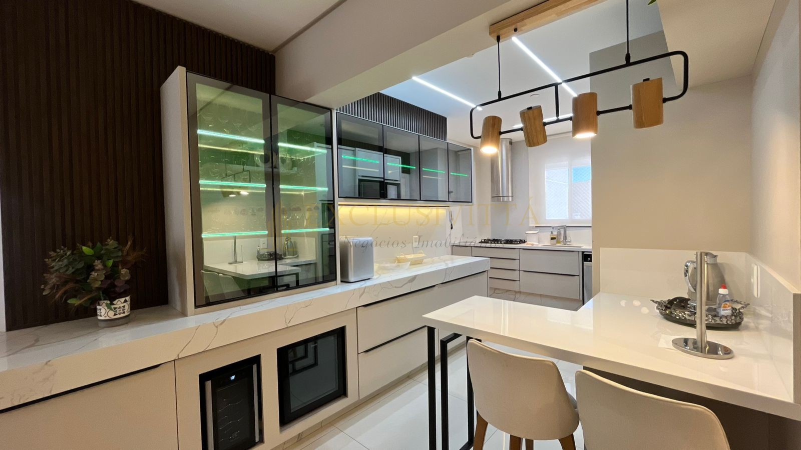 Apartamento, 4 quartos, 182 m² - Foto 11