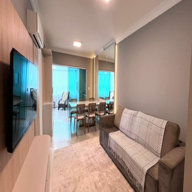 Apartamento com Terraço e Piscina Privativa à Venda em Balneário Camboriú