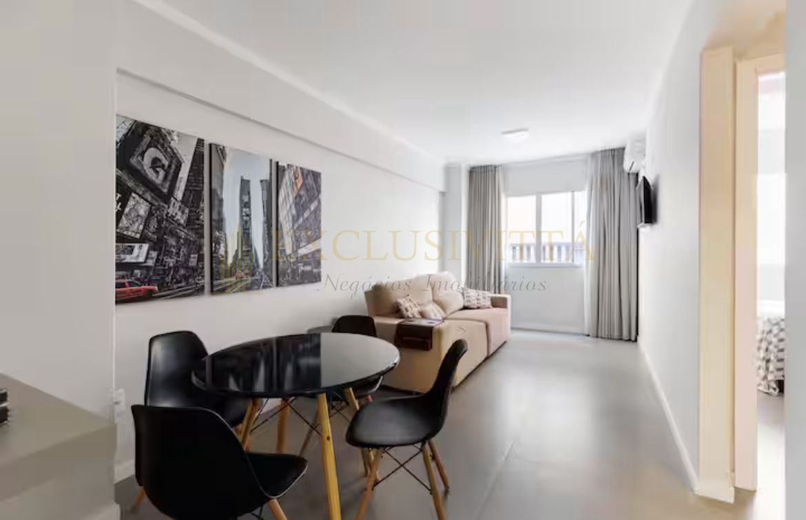 Apartamento à venda na quadra mar em Balneário Camboriú