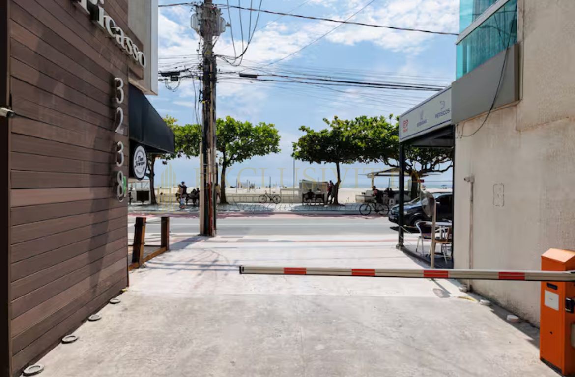 Apartamento à venda na quadra do mar com vista parcial para o mar – Balneário Cambor