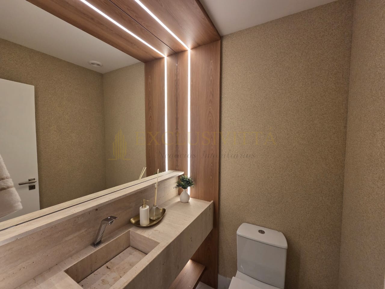 Apartamento 4 quartos para Venda no bairro Centro em Balneário Camboriú