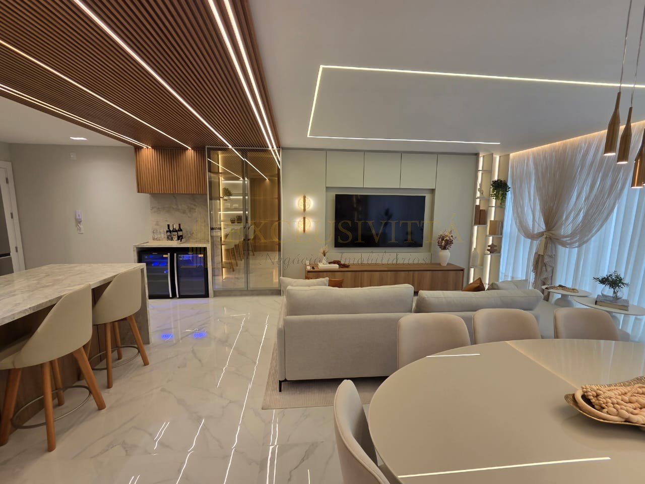 Apartamento 4 quartos para Venda no bairro Centro em Balneário Camboriú