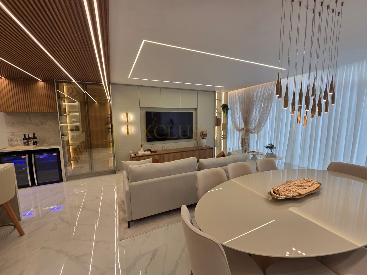 Apartamento 4 quartos para Venda no bairro Centro em Balneário Camboriú