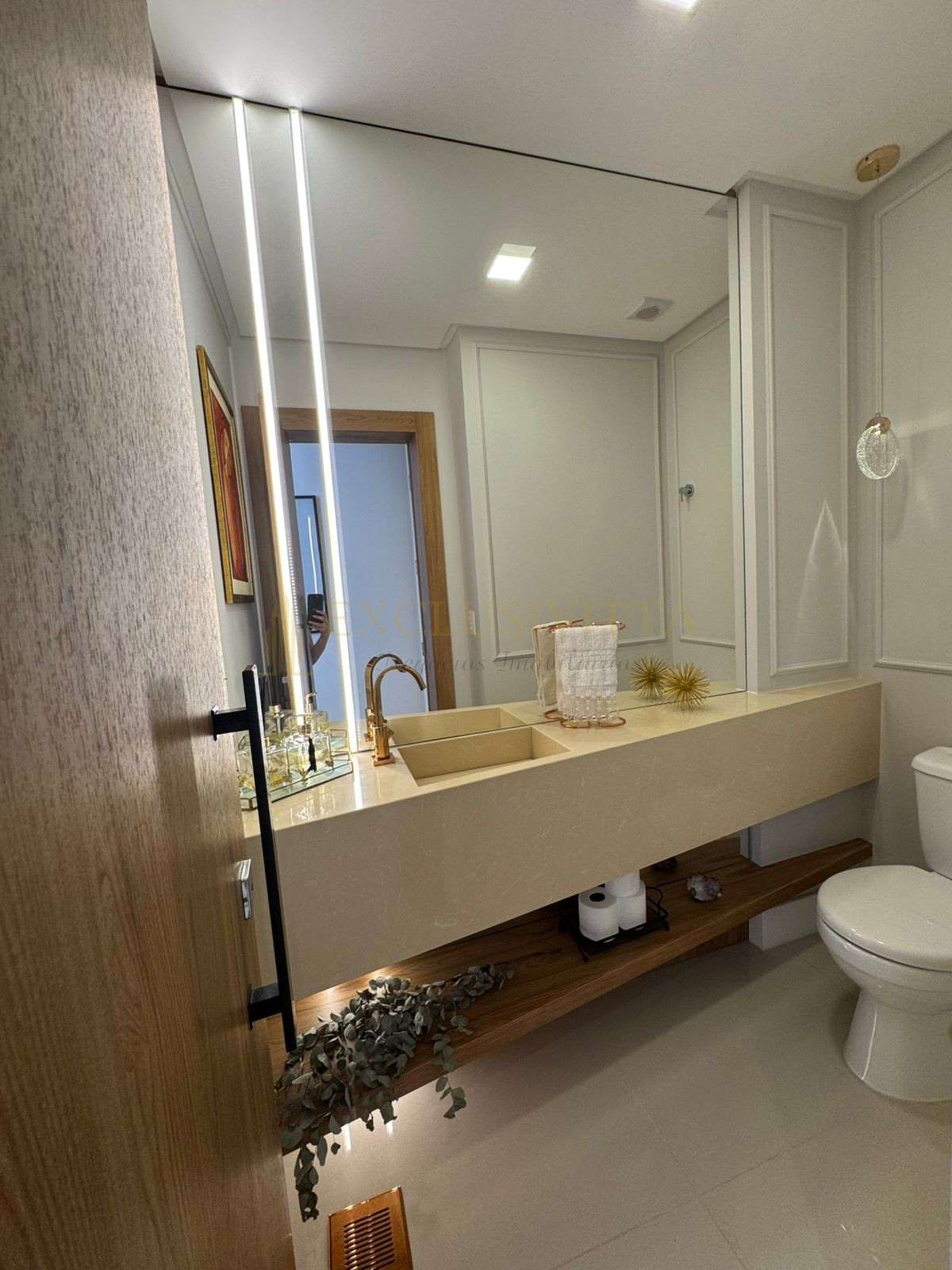 Apartamento 4 suítes para Venda no bairro Pioneiros em Balneário Camboriú