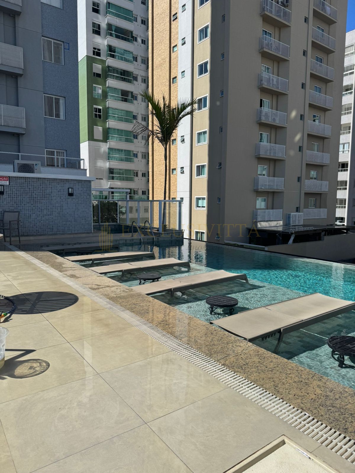 Apartamento 4 suítes para Venda no bairro Pioneiros em Balneário Camboriú