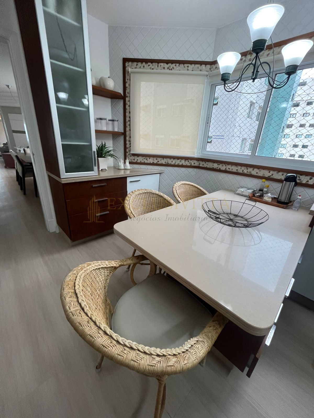 Apartamento 3 suítes para Locação Anual no bairro Centro em Balneário Camboriú