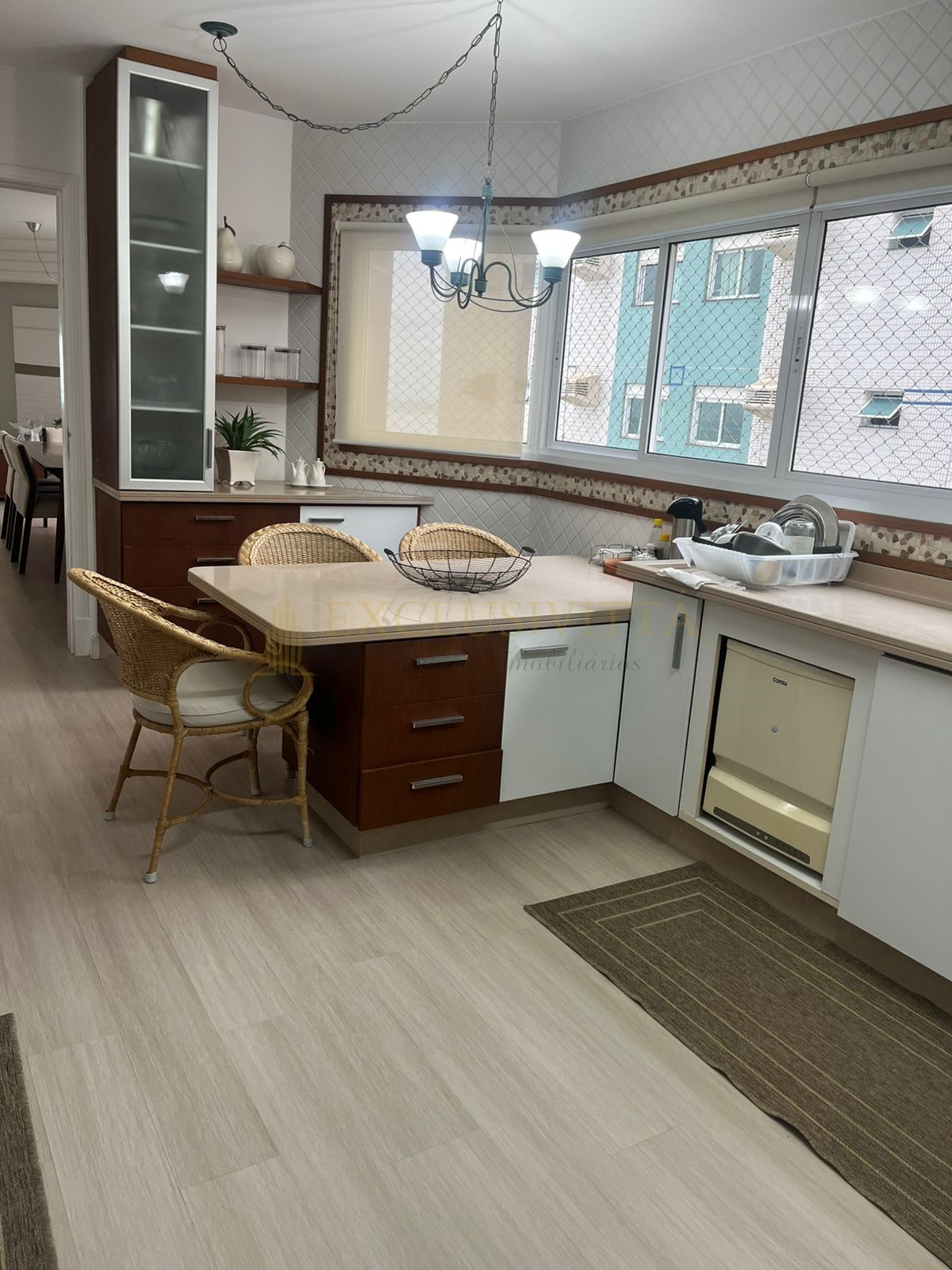 Apartamento 3 suítes para Locação Anual no bairro Centro em Balneário Camboriú