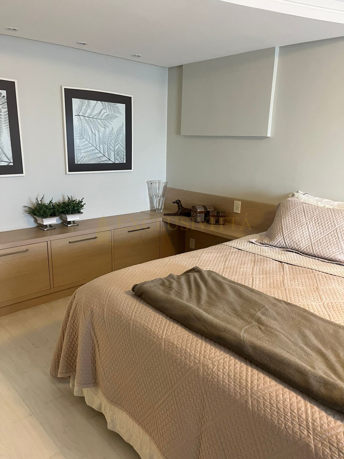 Apartamento 3 suítes para Locação Anual no bairro Centro em Balneário Camboriú