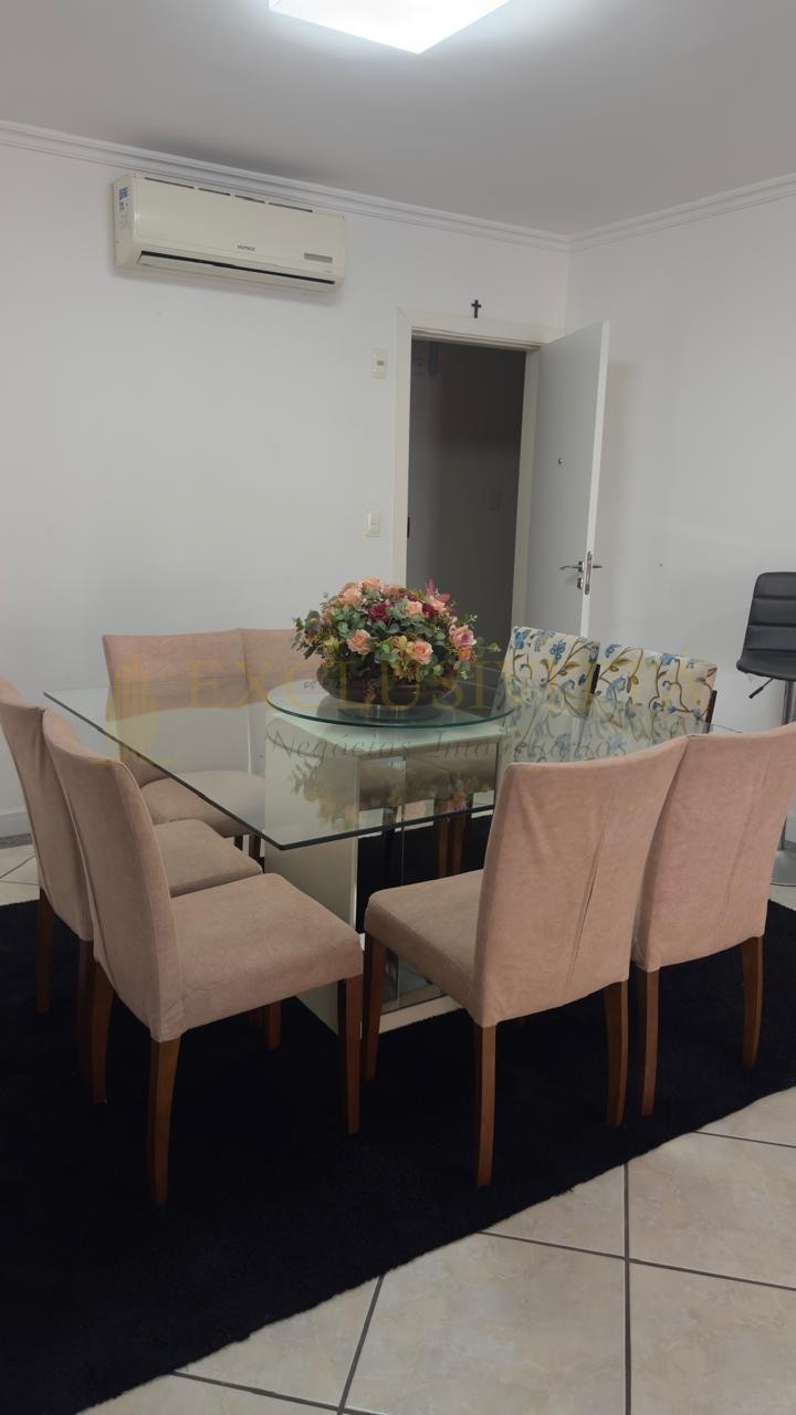 Apartamento 3 quartos para Locação Anual no bairro Centro em Balneário Camboriú