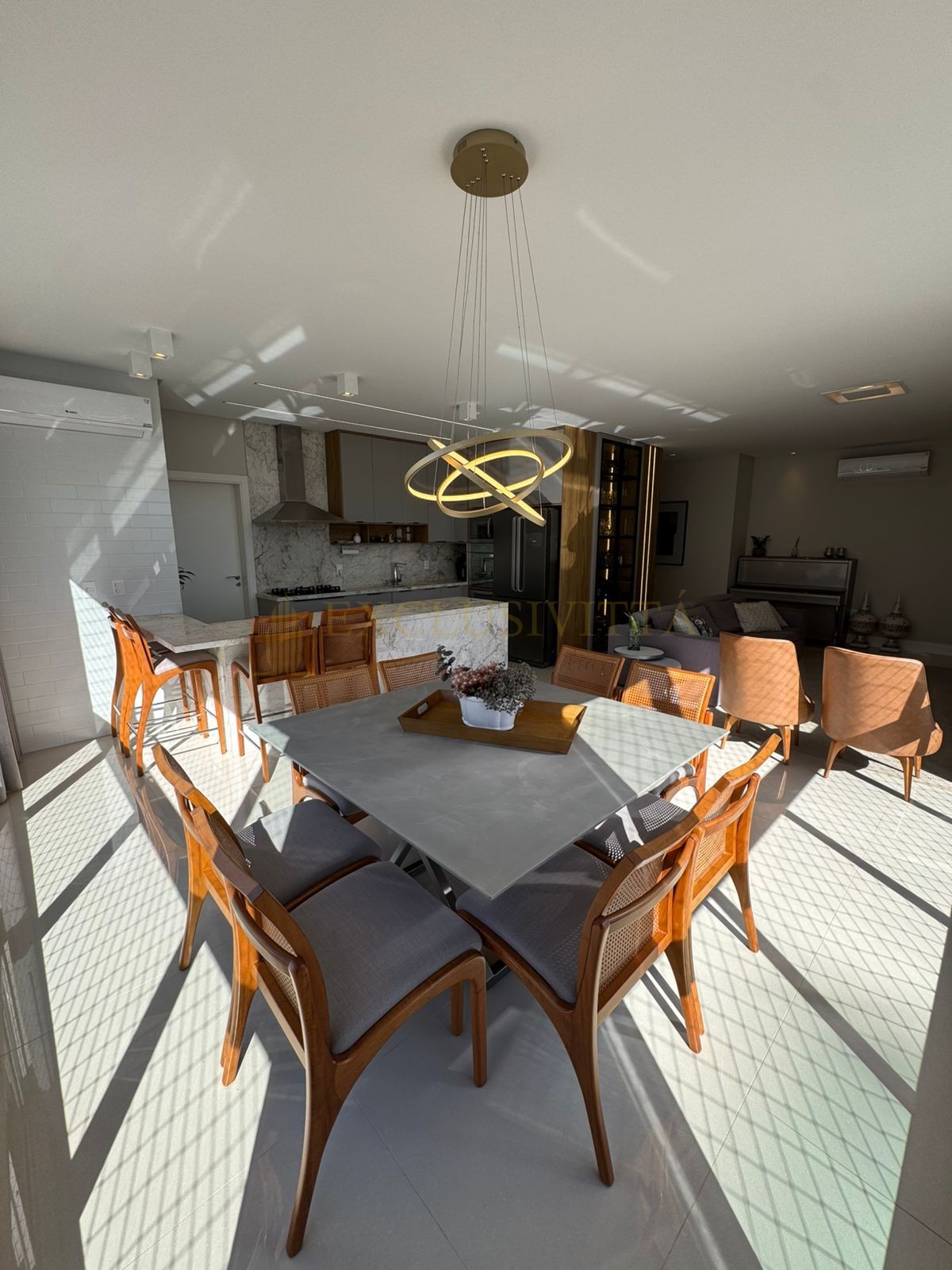 Prédio 3 suítes para Venda no bairro Centro em Balneário Camboriú